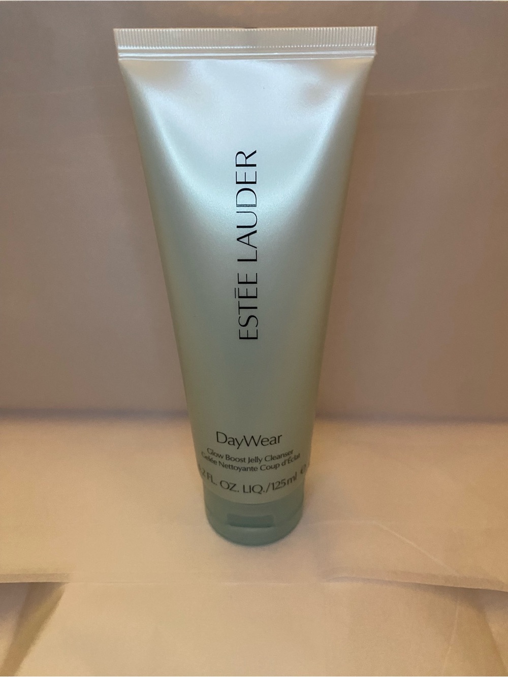 Estee Lauder DayWear Glow Boost Jelly Cleanser